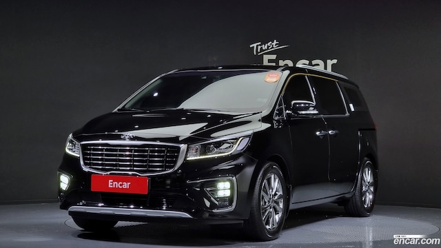 Kia Carnival Бензин 9-Seater Noblesse Special 2019 года из Кореи