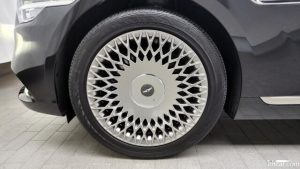 Genesis G90 5.0 AWD 2022 года из Южной Кореи