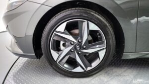 Hyundai AVANTE 1.6 2021 года из Южной Кореи