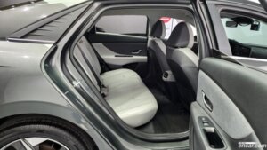 Hyundai AVANTE 1.6 2021 года из Южной Кореи
