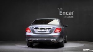 Mercedes-Benz E-Class E300 4MATIC Exclusive 2020 года из Южной Кореи