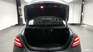 Mercedes-Benz E-Class E300 4MATIC Exclusive 2020 года из Южной Кореи