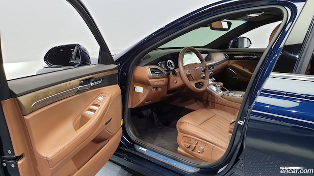 Genesis G90 3.8 AWD 2020 года из Кореи