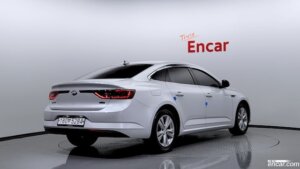 Renault-Korea(Samsung) SM6 2.0 GDe SE 2020 года из Южной Кореи