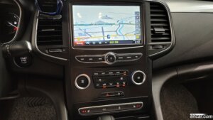 Renault-Korea(Samsung) SM6 2.0 GDe SE 2020 года из Южной Кореи