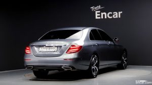 Mercedes-Benz E-Class E250 Avantgarde 2020 года из Южной Кореи