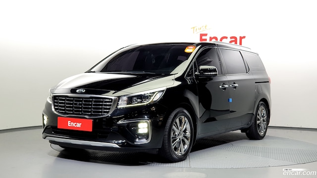 Kia Carnival 9-Seater Noblesse Special 2019 года из Кореи