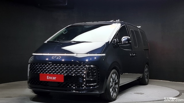 Hyundai Staria 4WD 7-Seater 2022 года из Кореи