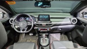 Kia K3 5Door GT Plus 2020 года из Южной Кореи