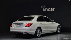Mercedes-Benz C-Class C200 Avantgarde 2020 года из Южной Кореи