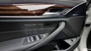 BMW 5-Series 520i M Sport 2021 года из Южной Кореи