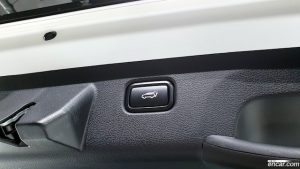 Kia Sportage Дизель 2.0 2WD 2022 года из Южной Кореи