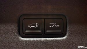 Kia Carnival Бензин 9-Seater Signature 2023 года из Южной Кореи