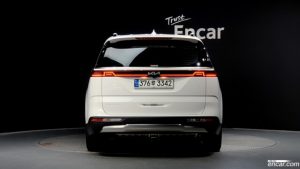 Kia Carnival 7-Seater Signature 2022 года из Южной Кореи