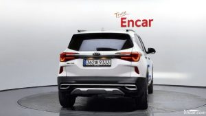 Kia Seltos Дизель 1.6 2WD 2021 года из Южной Кореи