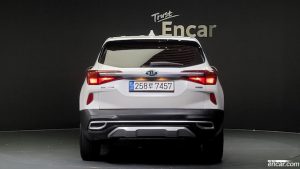 Kia Seltos Бензин 1.6 Turbo 2WD 2022 года из Южной Кореи