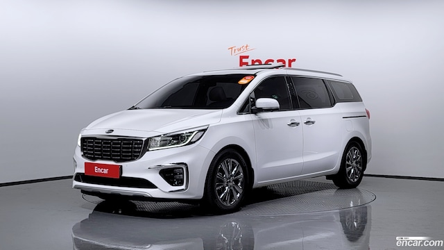 Kia Carnival Бензин 7-Seater Limousine 2020 года из Кореи