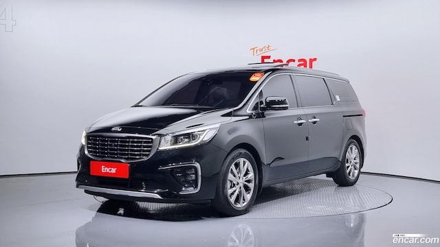 Kia Carnival 9-Seater Noblesse Special 2019 года из Кореи