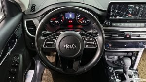 Kia Seltos Бензин 1.6 Turbo 2WD 2020 года из Южной Кореи