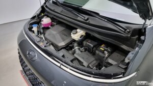 Hyundai Staria 4WD 9-Seater 2022 года из Южной Кореи