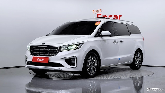 Kia Carnival 9-Seater Noblesse Special 2019 года из Кореи