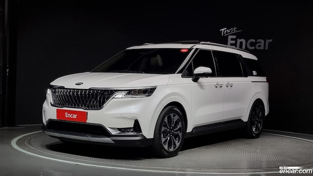 Kia Carnival 7-Seater Signature 2021 года из Кореи