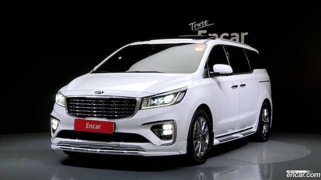 Kia Carnival 7-Seater Limousine 2020 года из Кореи