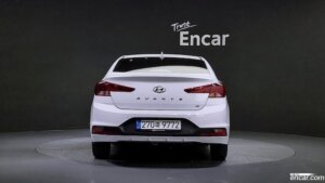 Hyundai AVANTE 1.6 2020 года из Южной Кореи