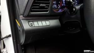 Hyundai AVANTE 1.6 2020 года из Южной Кореи