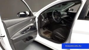 Hyundai AVANTE 1.6 2020 года из Южной Кореи