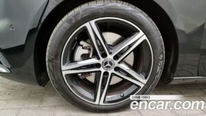 Mercedes-Benz A-Class A250 4MATIC SEDAN 2020 года из Южной Кореи