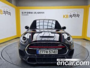 Mini Cooper JCW 2021 года из Южной Кореи