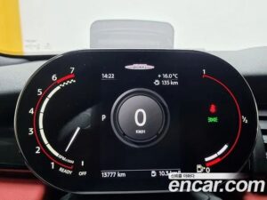 Mini Cooper JCW 2021 года из Южной Кореи