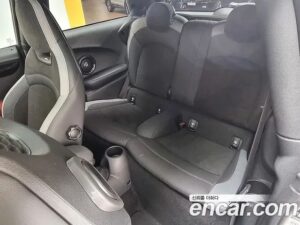 Mini Cooper JCW 2021 года из Южной Кореи