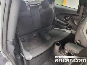 Mini Cooper JCW 2021 года из Южной Кореи