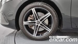 Mercedes-Benz A-Class A250 4MATIC SEDAN 2020 года из Южной Кореи