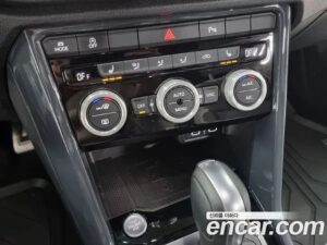 Volkswagen T-Roc 2.0 TDI Prestige 2021 года из Южной Кореи