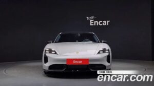 Porsche Taycan Turbo S 2021 года из Южной Кореи