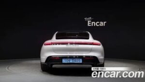 Porsche Taycan Turbo S 2021 года из Южной Кореи