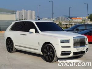 Rolls-Royce Cullinan 6.7 V12 2020 года из Южной Кореи
