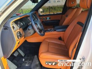 Rolls-Royce Cullinan 6.7 V12 2020 года из Южной Кореи