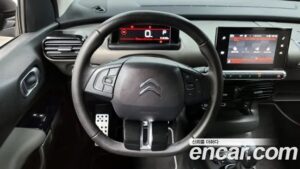 Citroen-DS C4 CACTUS 1.5 BlueHDi SHINE 2021 года из Южной Кореи