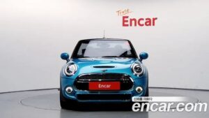 Mini Cooper Convertible DEFAULT 2020 года из Южной Кореи