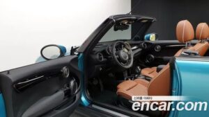 Mini Cooper Convertible DEFAULT 2020 года из Южной Кореи