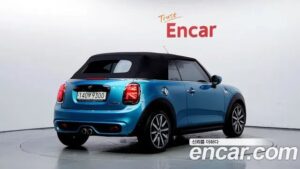 Mini Cooper Convertible DEFAULT 2020 года из Южной Кореи