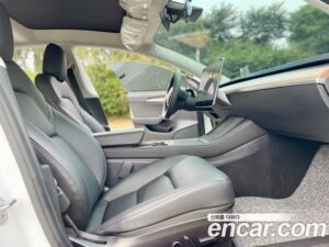 Tesla Model 3 LONG RANGE 2021 года из Южной Кореи