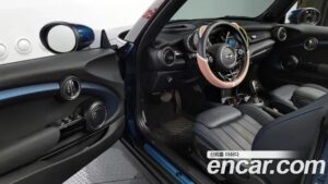 Mini Cooper Convertible SIDEWALK 2020 года из Южной Кореи