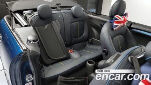 Mini Cooper Convertible SIDEWALK 2020 года из Южной Кореи