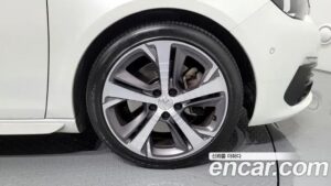 Peugeot 308 2.0 BlueHDi GT 2020 года из Южной Кореи