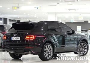 Bentley Bentayga 6.0 W12 2020 года из Южной Кореи